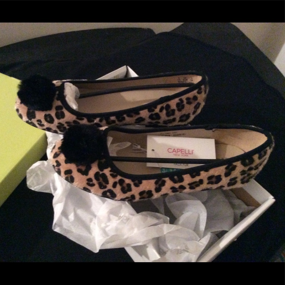 Juicy Couture cheetah flats sz 4